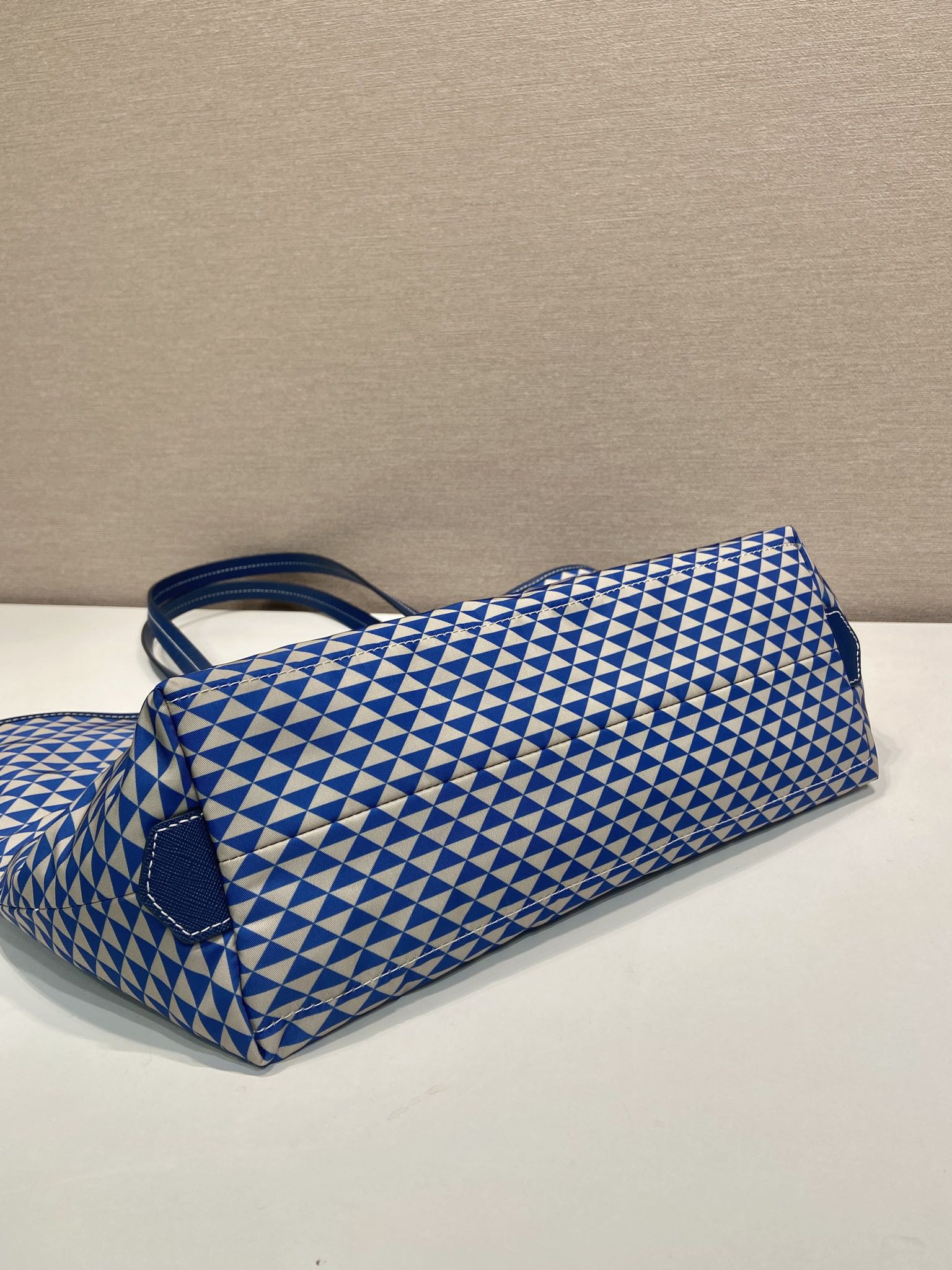 P-Shoulder Bag