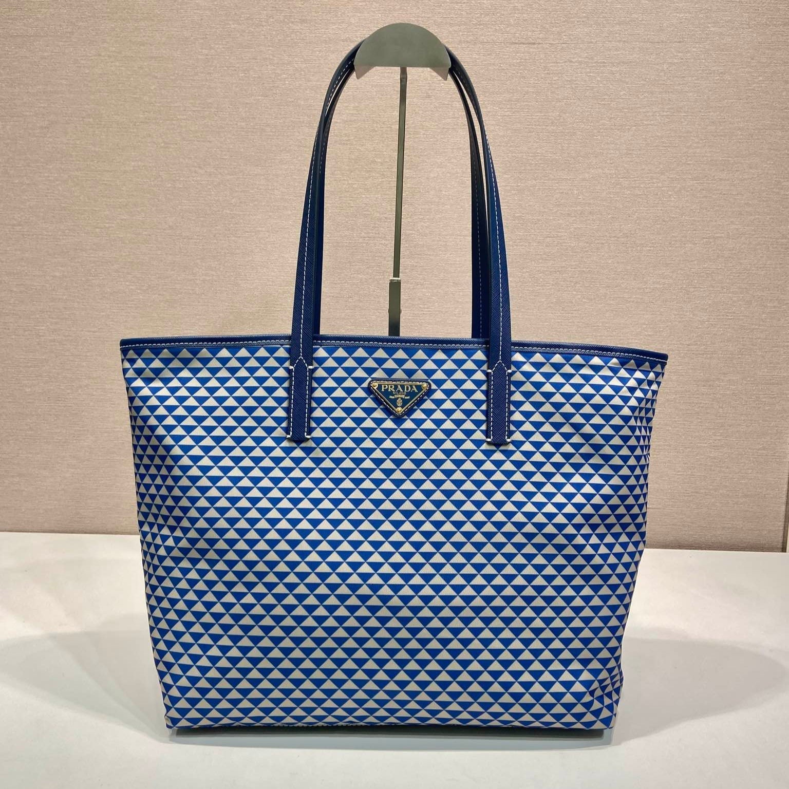 P-Shoulder Bag