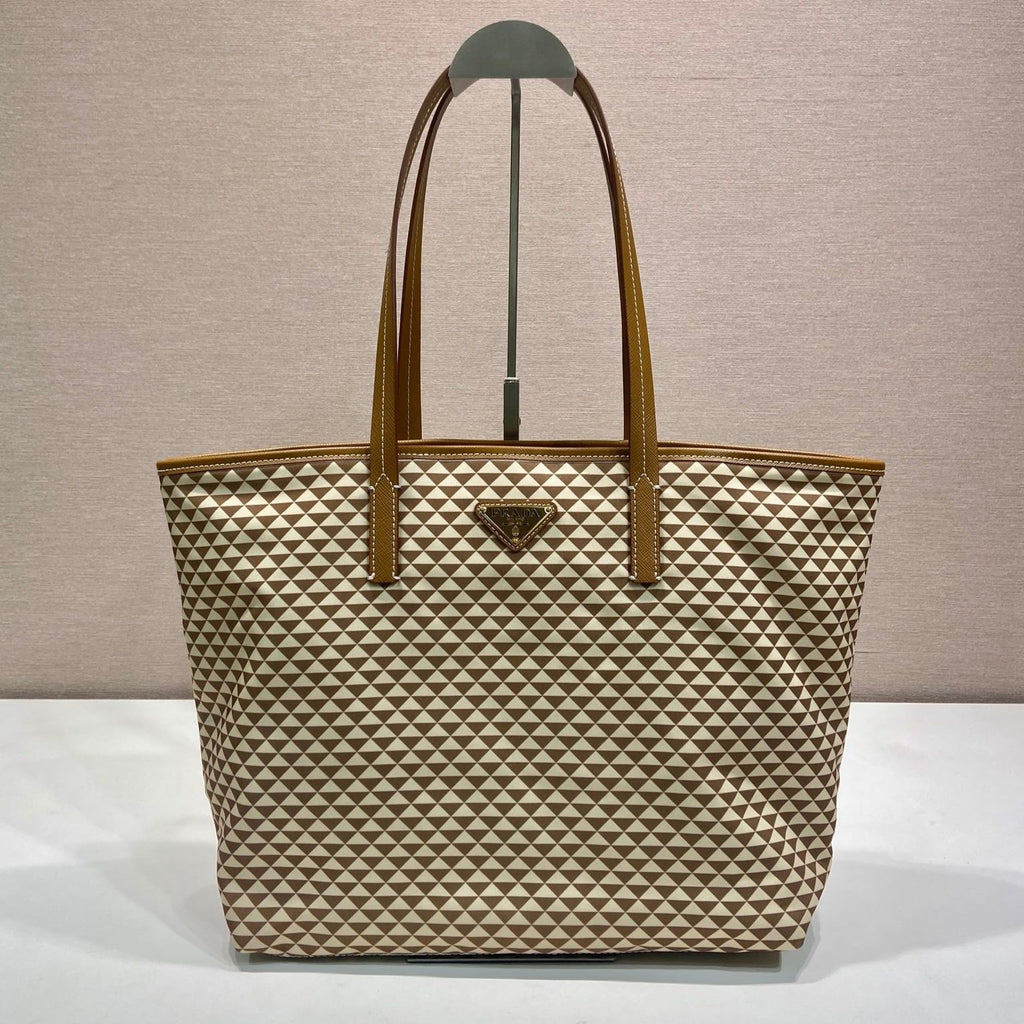 P-Shoulder Bag