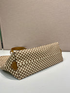 P-Shoulder Bag