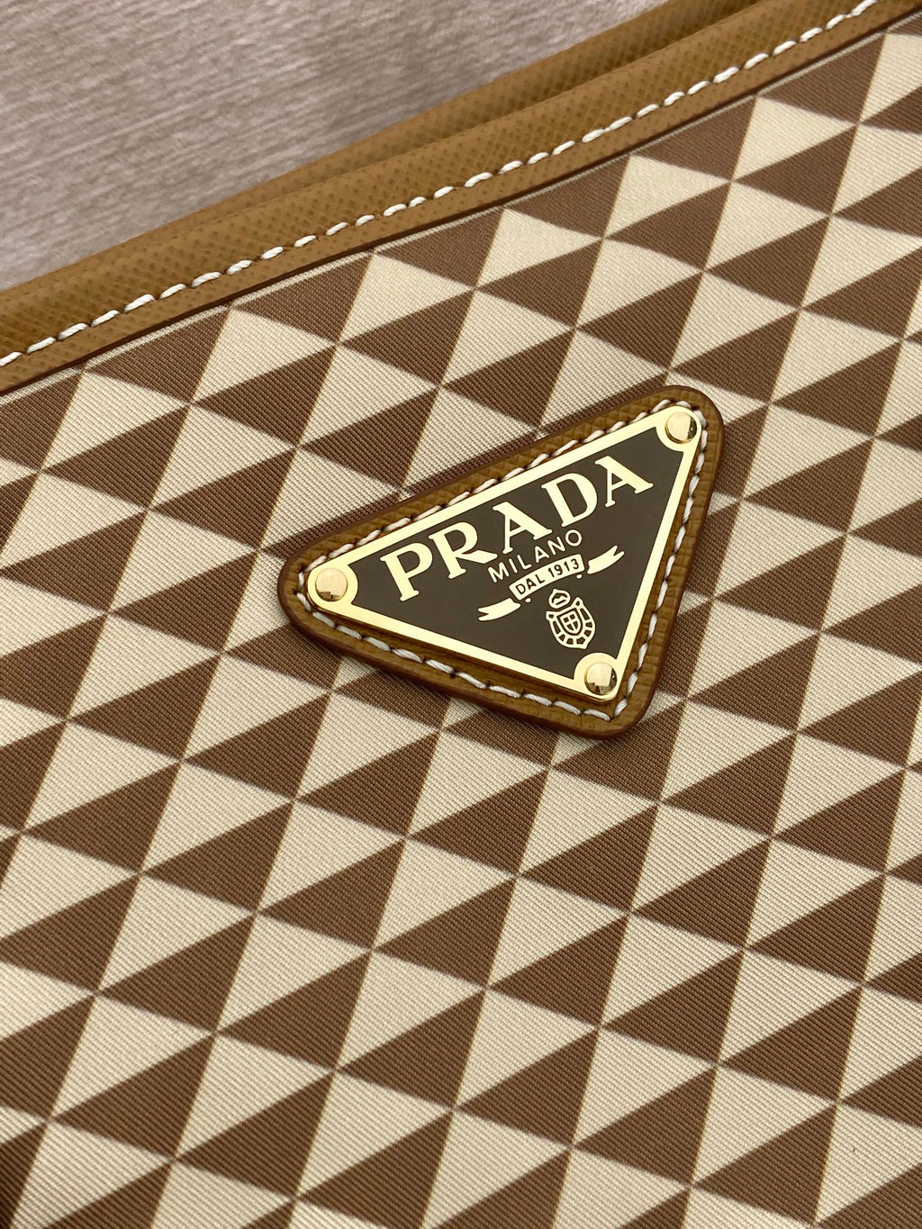 P-Shoulder Bag