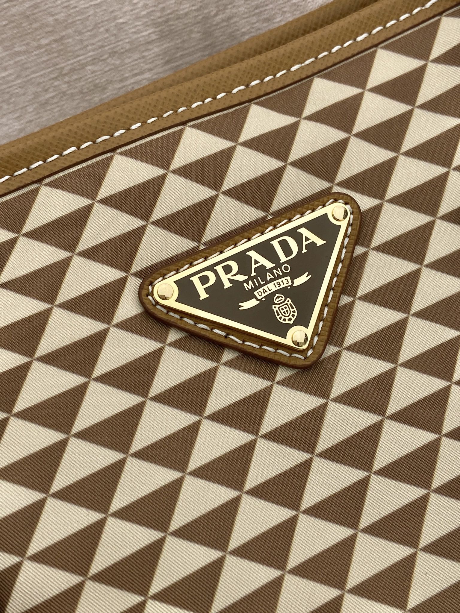 P-Shoulder Bag