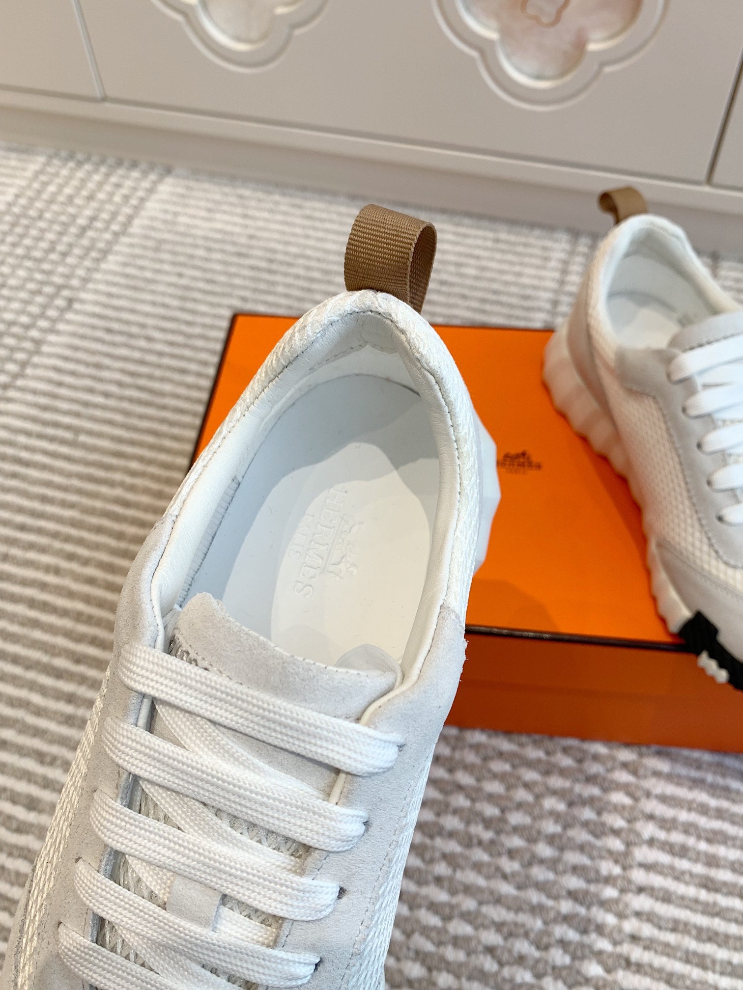 A-Sneakers