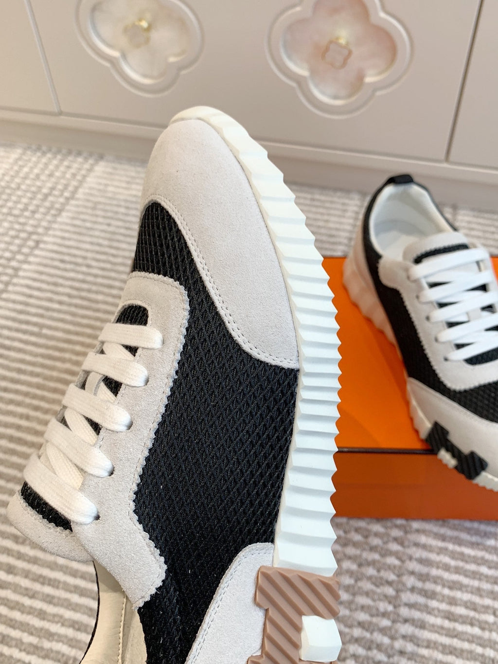 A-Sneakers