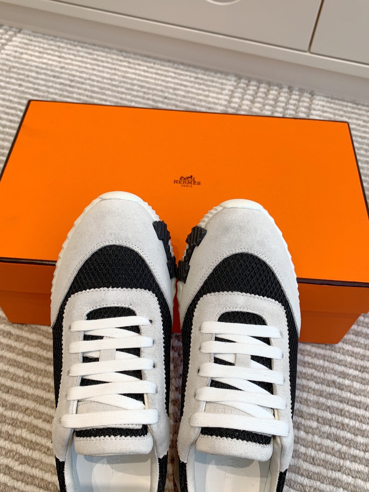 A-Sneakers