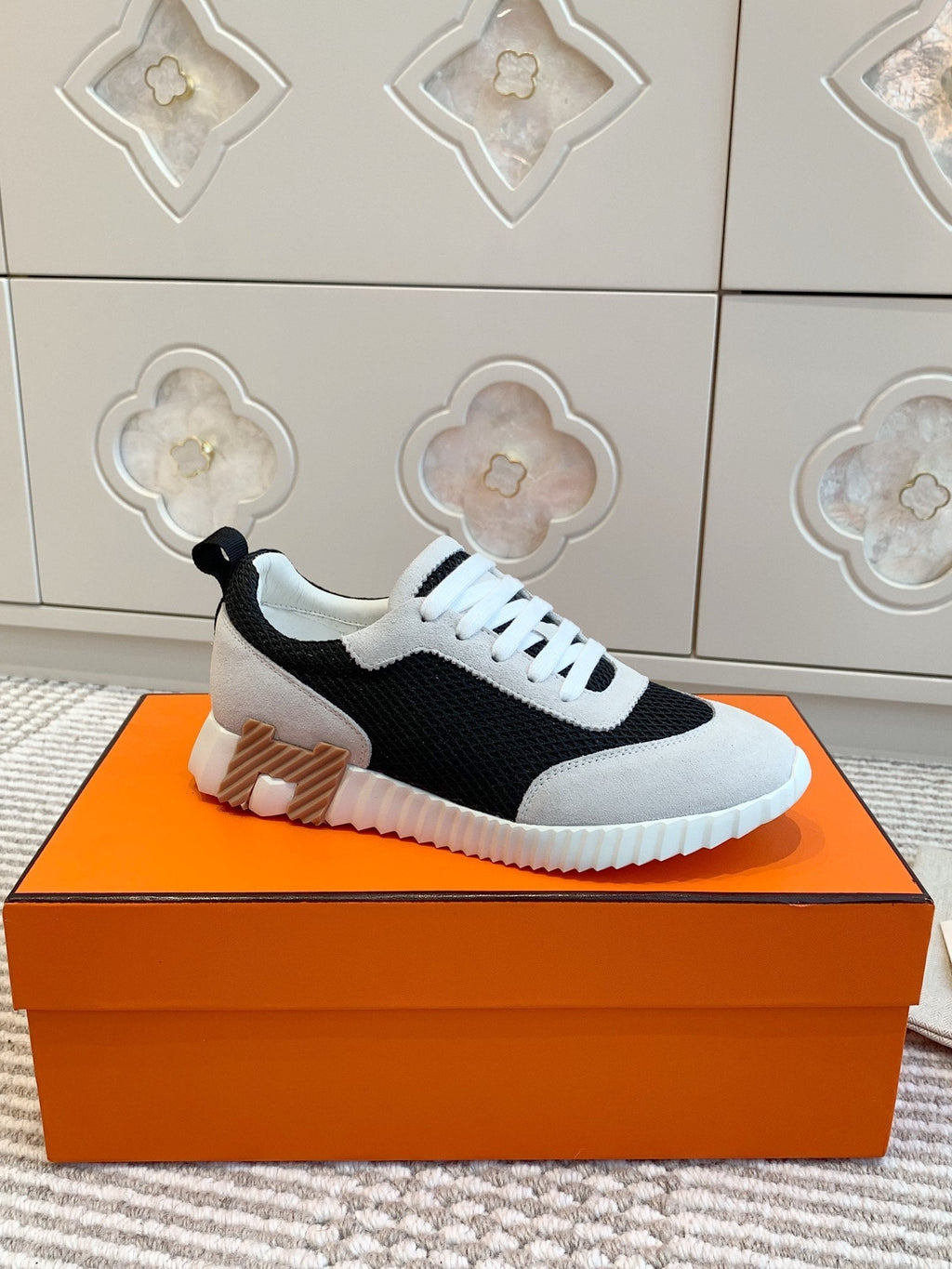 A-Sneakers