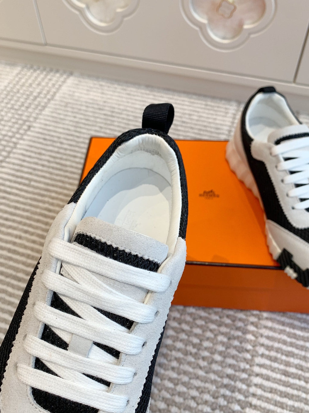 A-Sneakers