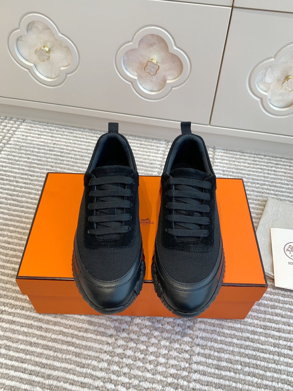 A-Sneakers