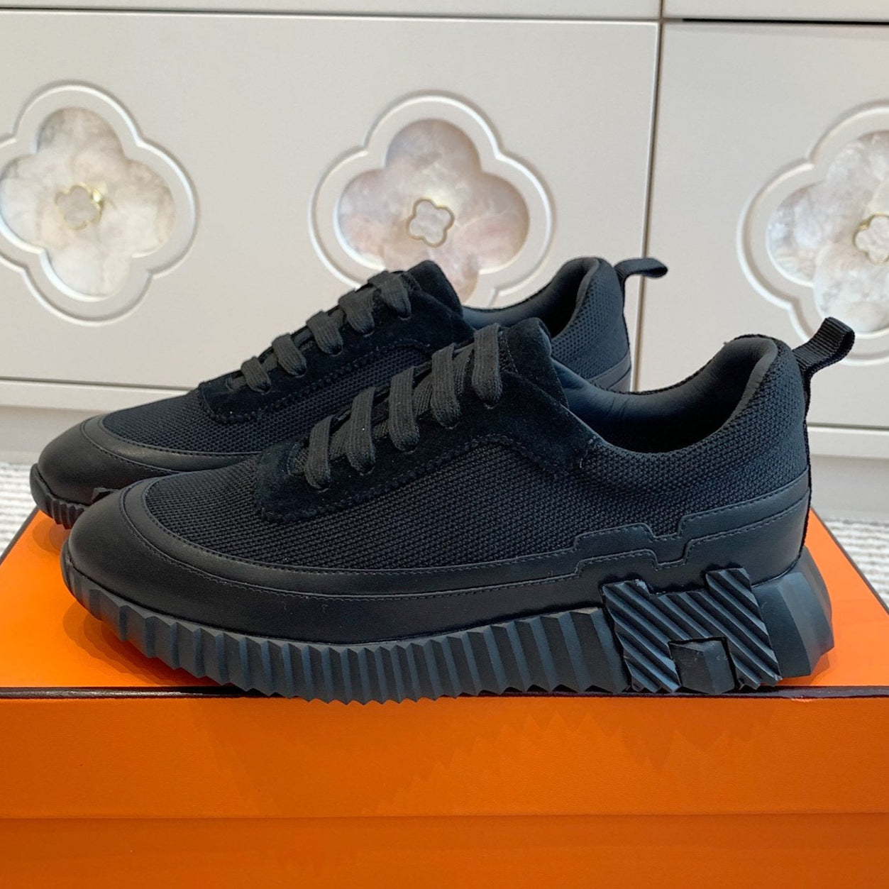 A-Sneakers