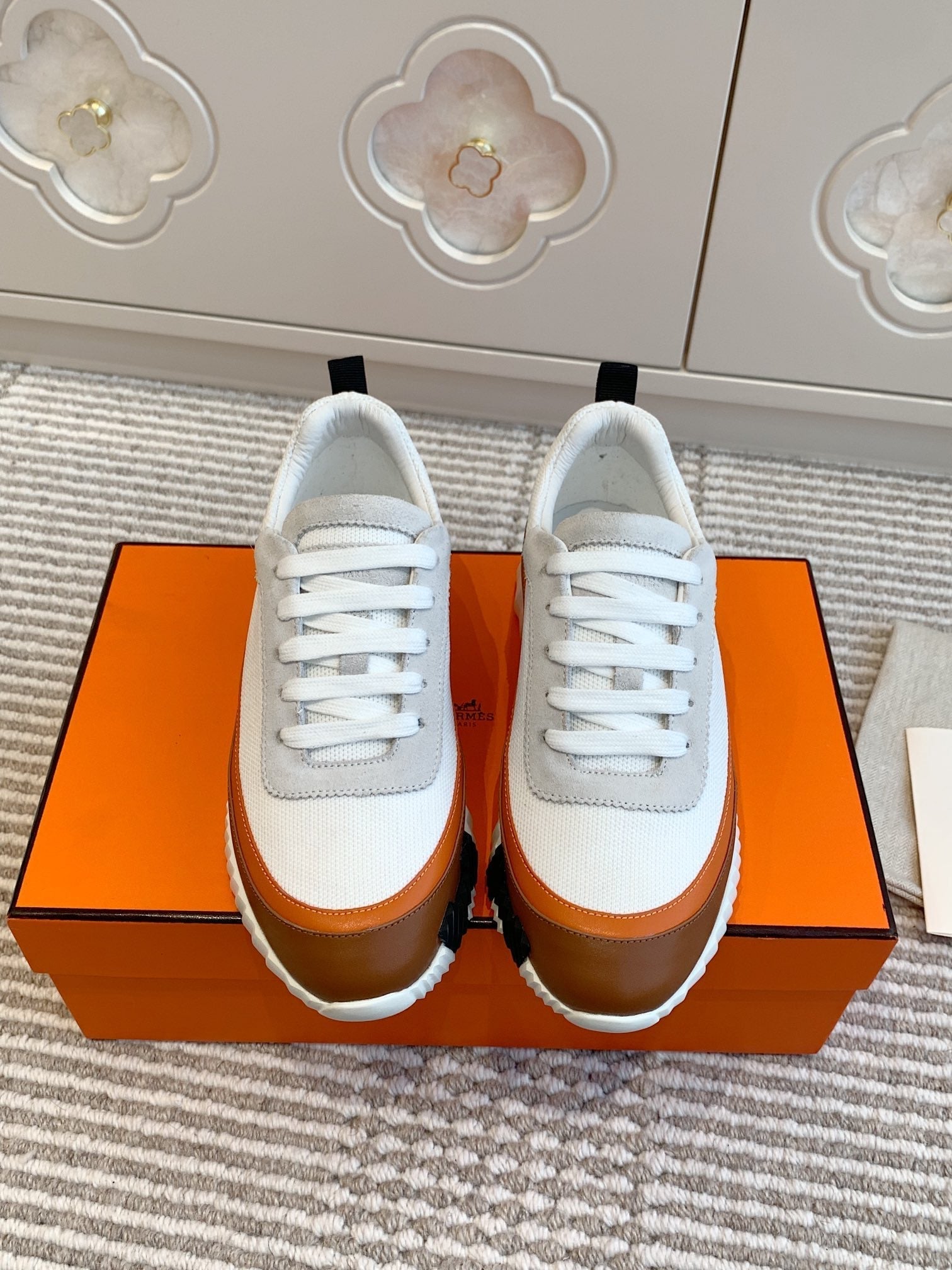 A-Sneakers