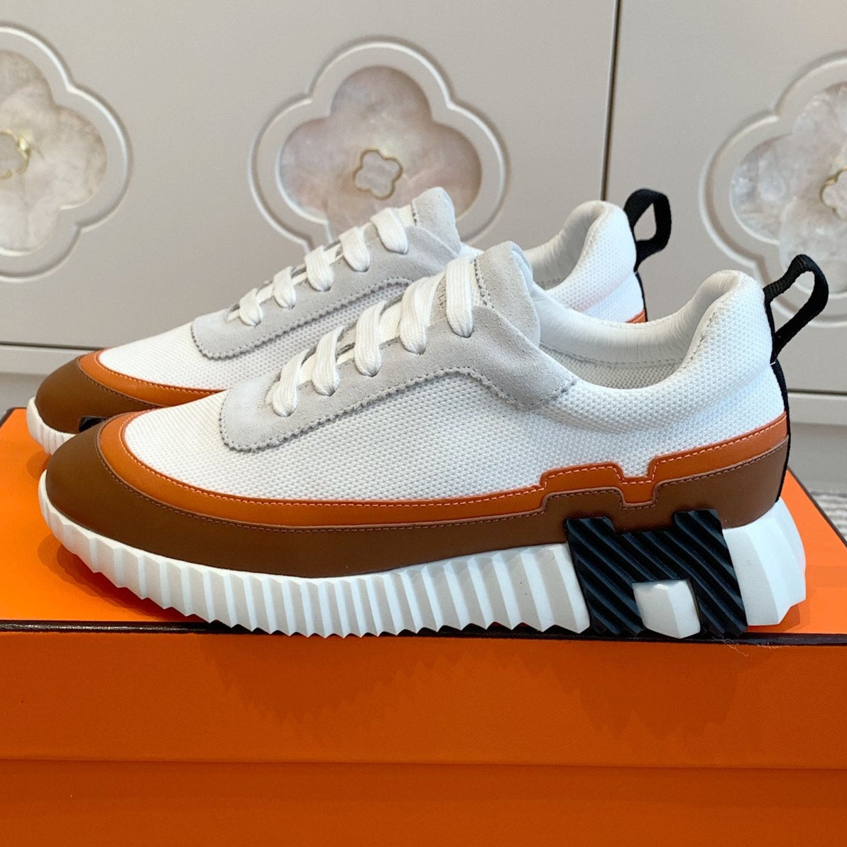 A-Sneakers