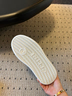 S-Sneakers