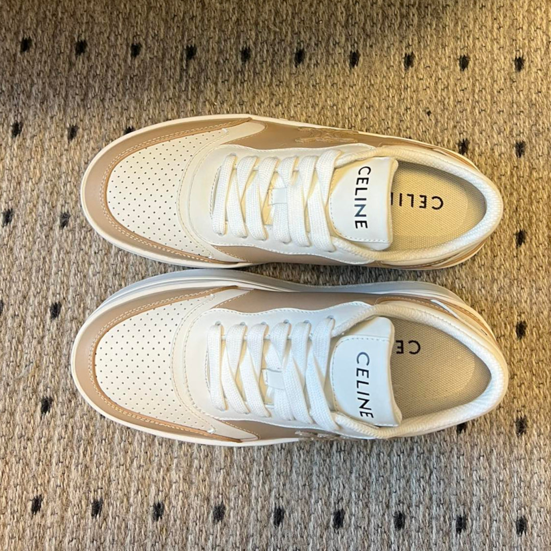 S-Sneakers