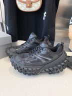 B-Sneakers