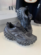 B-Sneakers