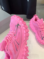 B-Sneakers