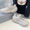 B-Sneakers