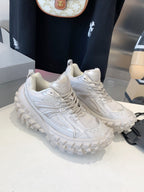 B-Sneakers