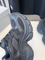 B-Sneakers