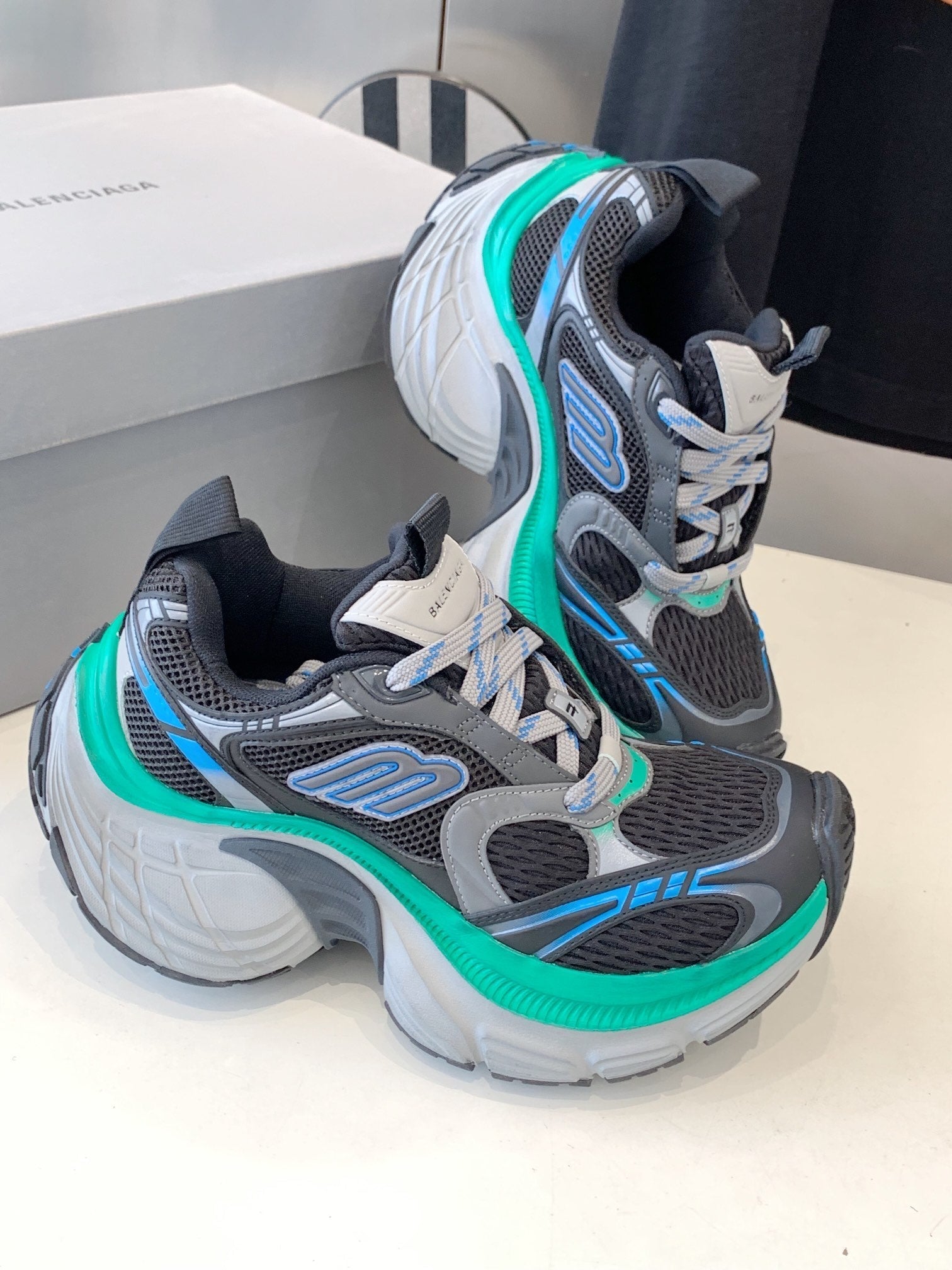 B-Sneakers