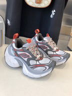 B-Sneakers