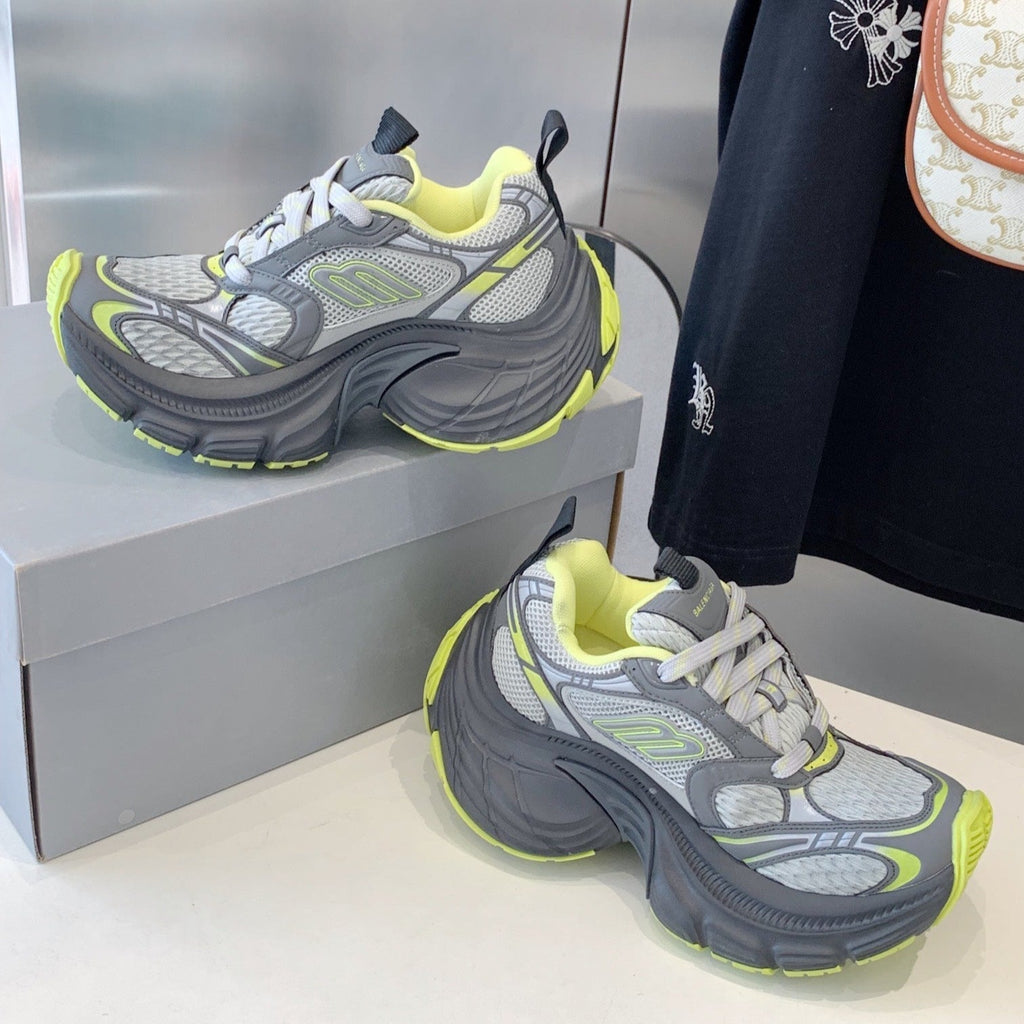 B-Sneakers