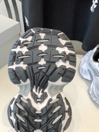 B-Sneakers
