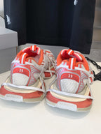 B-Sneakers