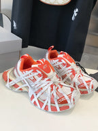 B-Sneakers