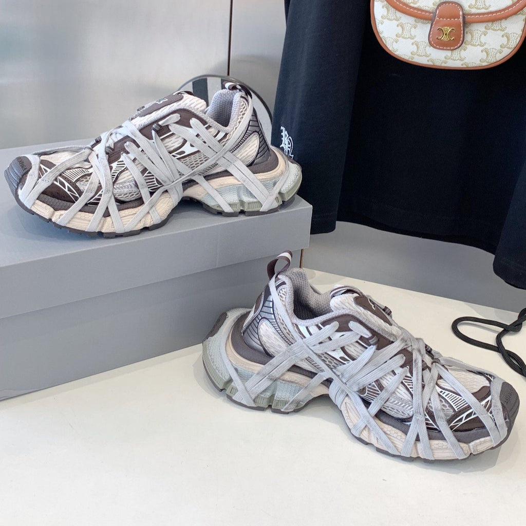 B-Sneakers