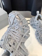 B-Sneakers