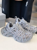 B-Sneakers