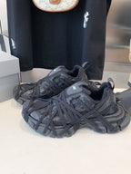 B-Sneakers