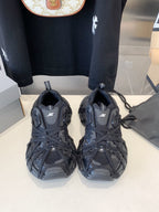 B-Sneakers