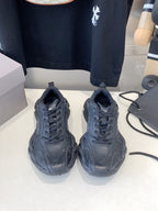 B-Sneakers