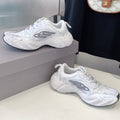 B-Sneakers