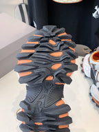 B-Sneakers