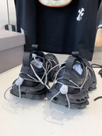 B-Sneakers