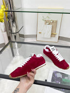 M-Sneakers