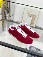 M-Sneakers