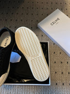 S-Sneakers