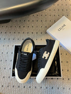 S-Sneakers