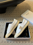 S-Sneakers