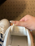 M-Sneakers