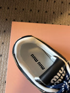 M-Sneakers