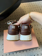M-Sneakers