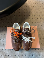 M-Sneakers