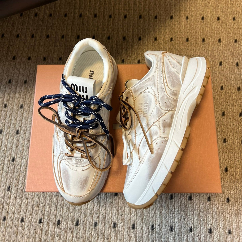 M-Sneakers