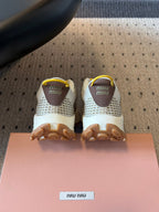 M-Sneakers