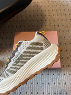 M-Sneakers